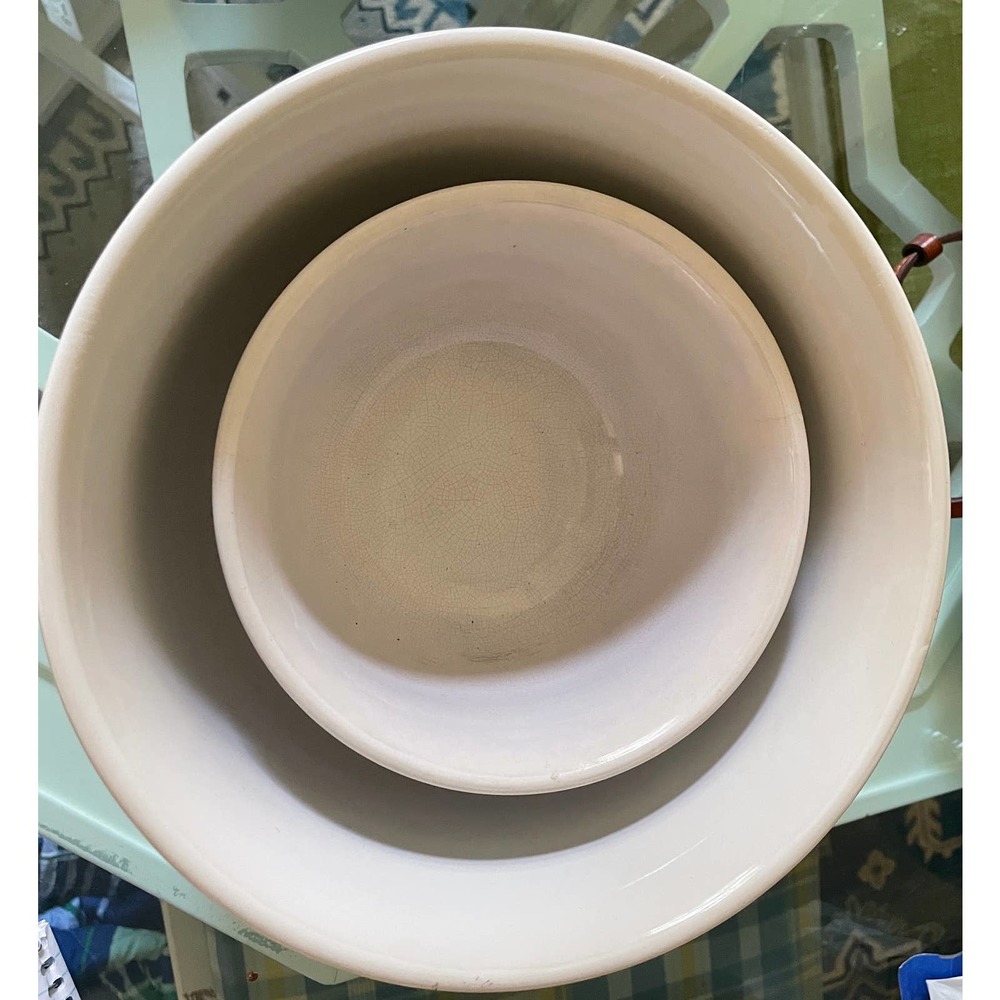 Williams Sonoma Nesting white ribbed bowls